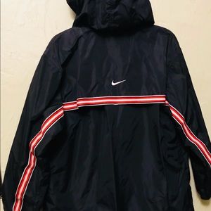 Men’s size medium Nike jacket! Black